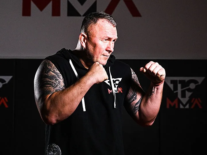 Jaroslav Hovězák — hlavní trenér 119 MMA